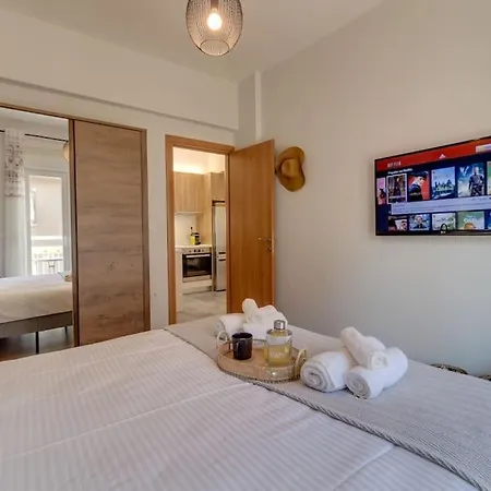 Deluxe Urban 2br By Nat. Archaelogical Museum Apartment *